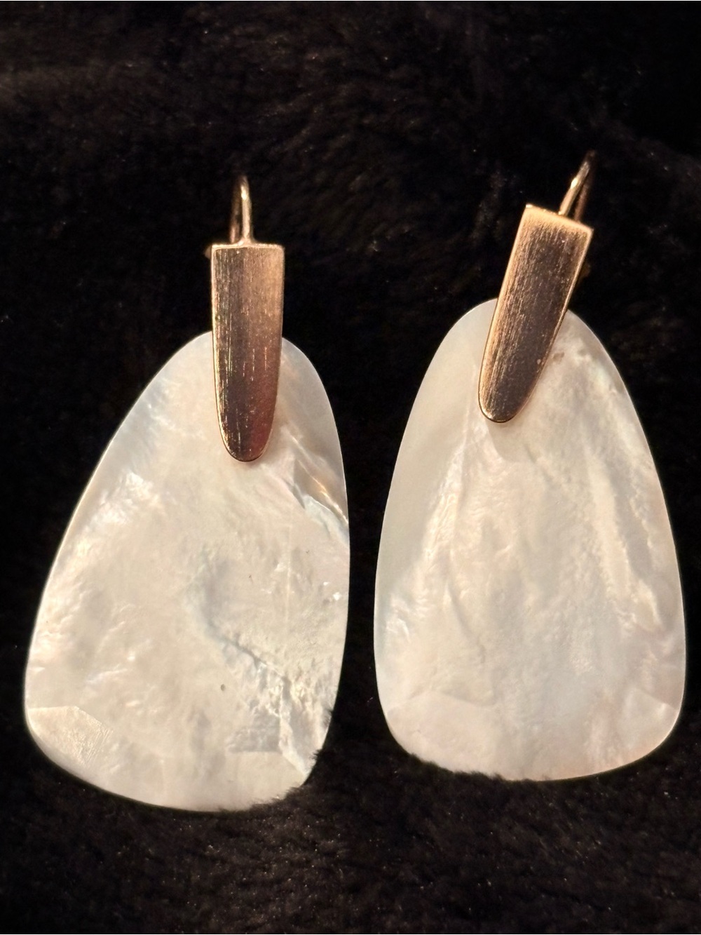 Kendra Scott Gold-Tone and White Mother-of-Pearl Drop Earrings
